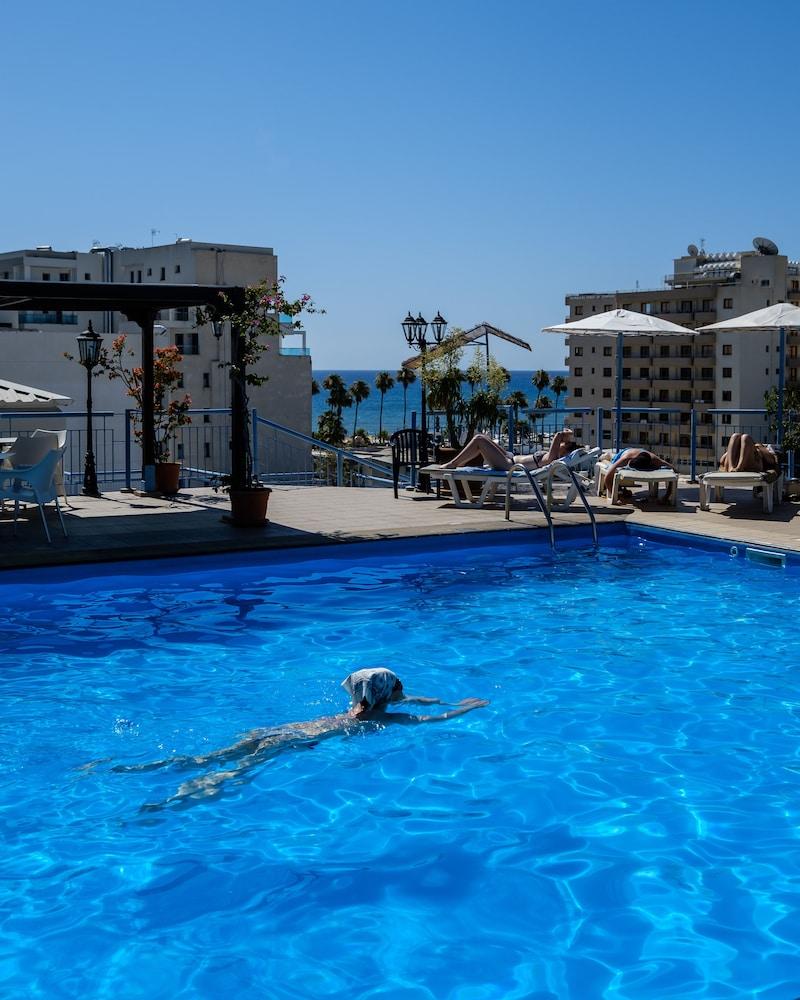 Atrium Zenon Hotel Apartments Larnaca Exterior photo