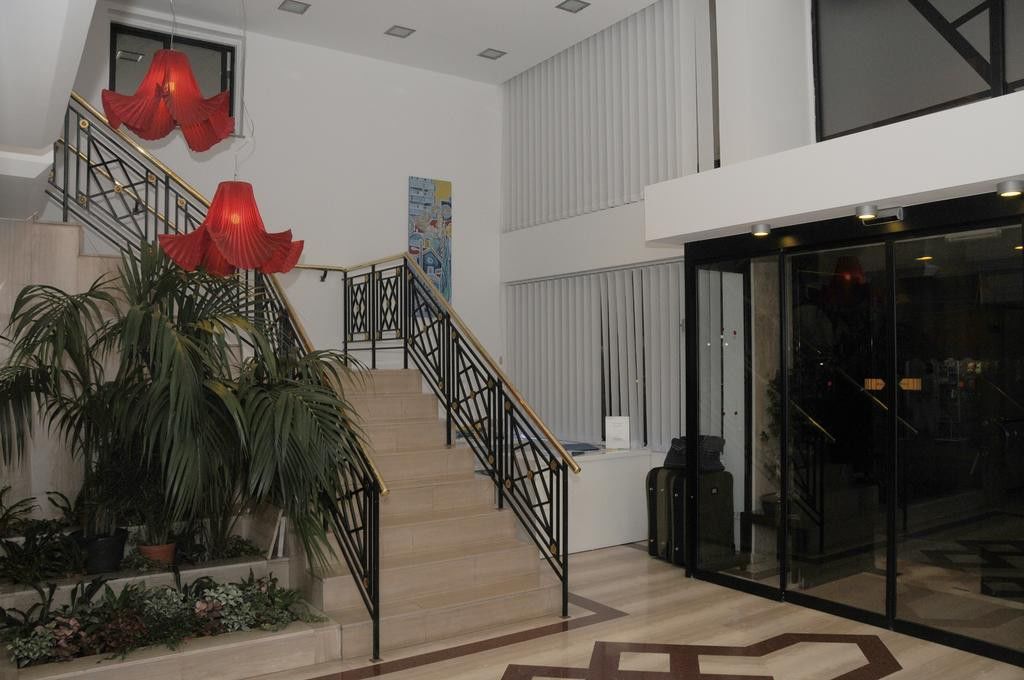 Atrium Zenon Hotel Apartments Larnaca Exterior photo