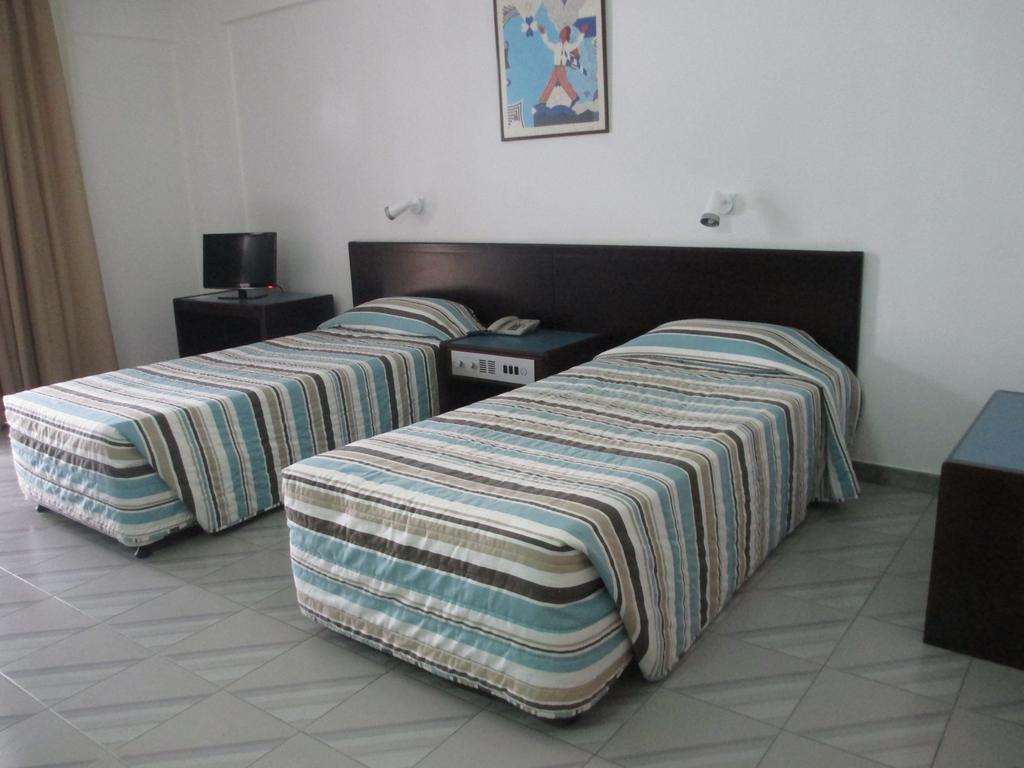 Atrium Zenon Hotel Apartments Larnaca Room photo